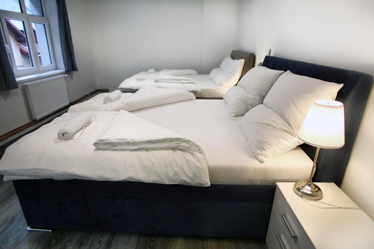 Hotel Kotva Хренско Экстерьер фото