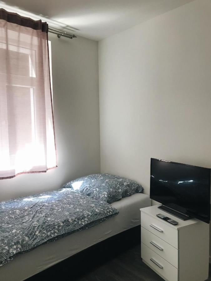 Hotel Kotva Хренско Экстерьер фото